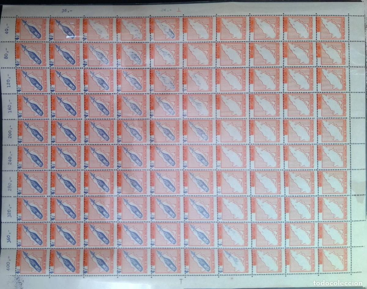 Sellos: KV)INDONESIA, FULL SHEET, WITH ERROR, IMAGE&nbsp;SHIFTED. - Foto 1
