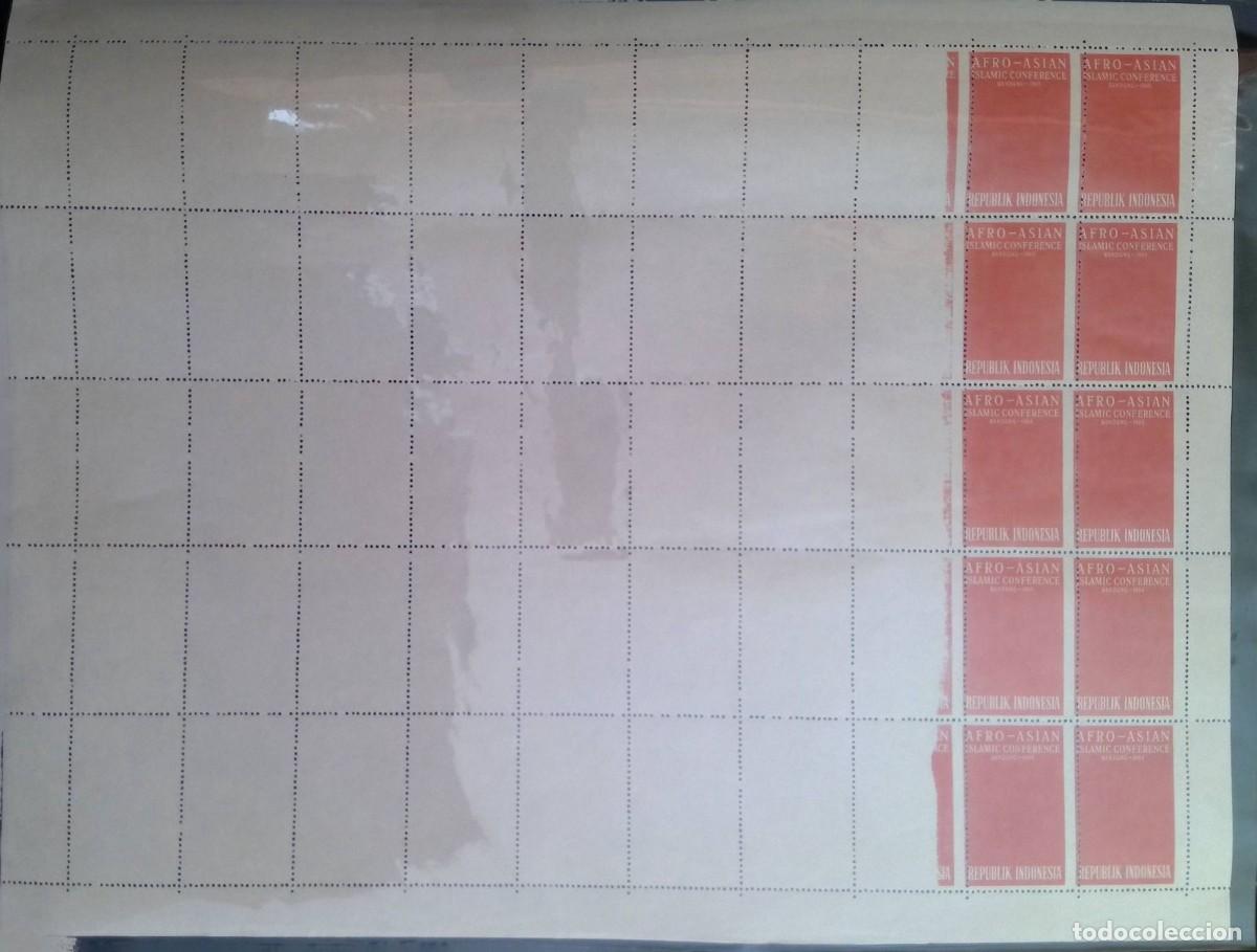 Sellos: KV)INDONESIA, FULL SHEET, WITH ERROR, IMAGE SHIFTED. - Foto 1