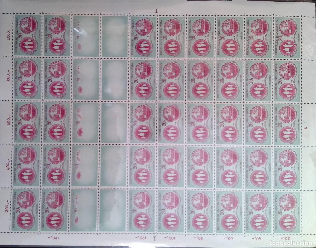 Sellos: KV)INDONESIA, FULL SHEET, WITH ERROR. - Foto 1