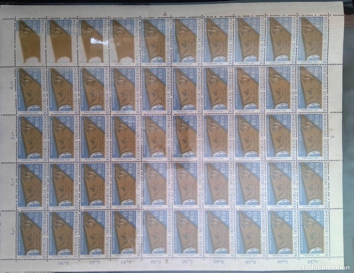 Sellos: KV)INDONESIA, FULL SHEET, WITH ERROR. - Foto 1