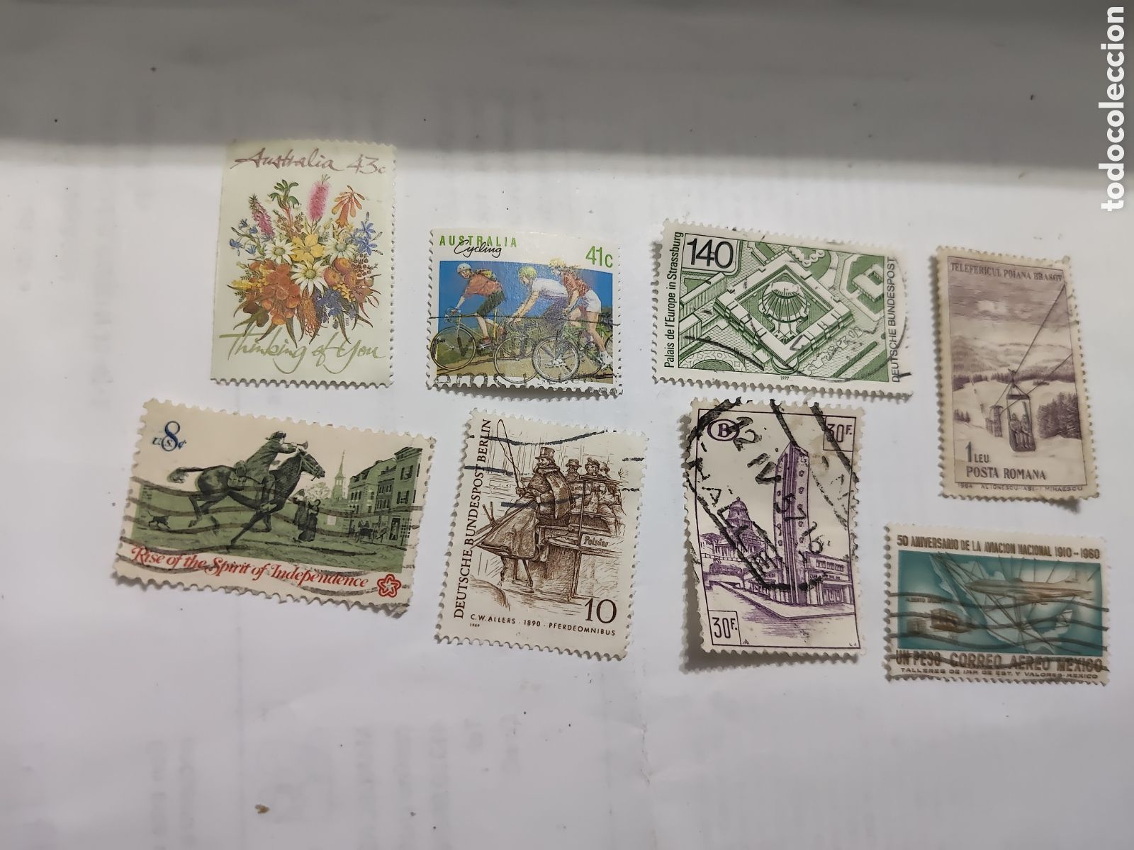 Sellos: 8 Sellos del mundo antiguos no repetidos