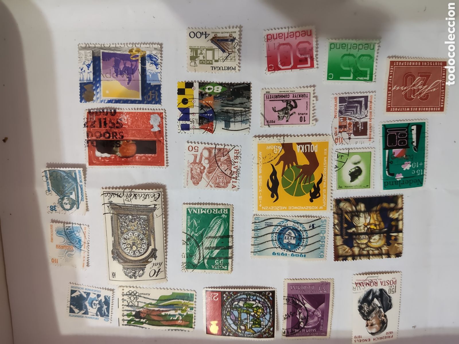 Sellos: 24 Sellos del mundo variados