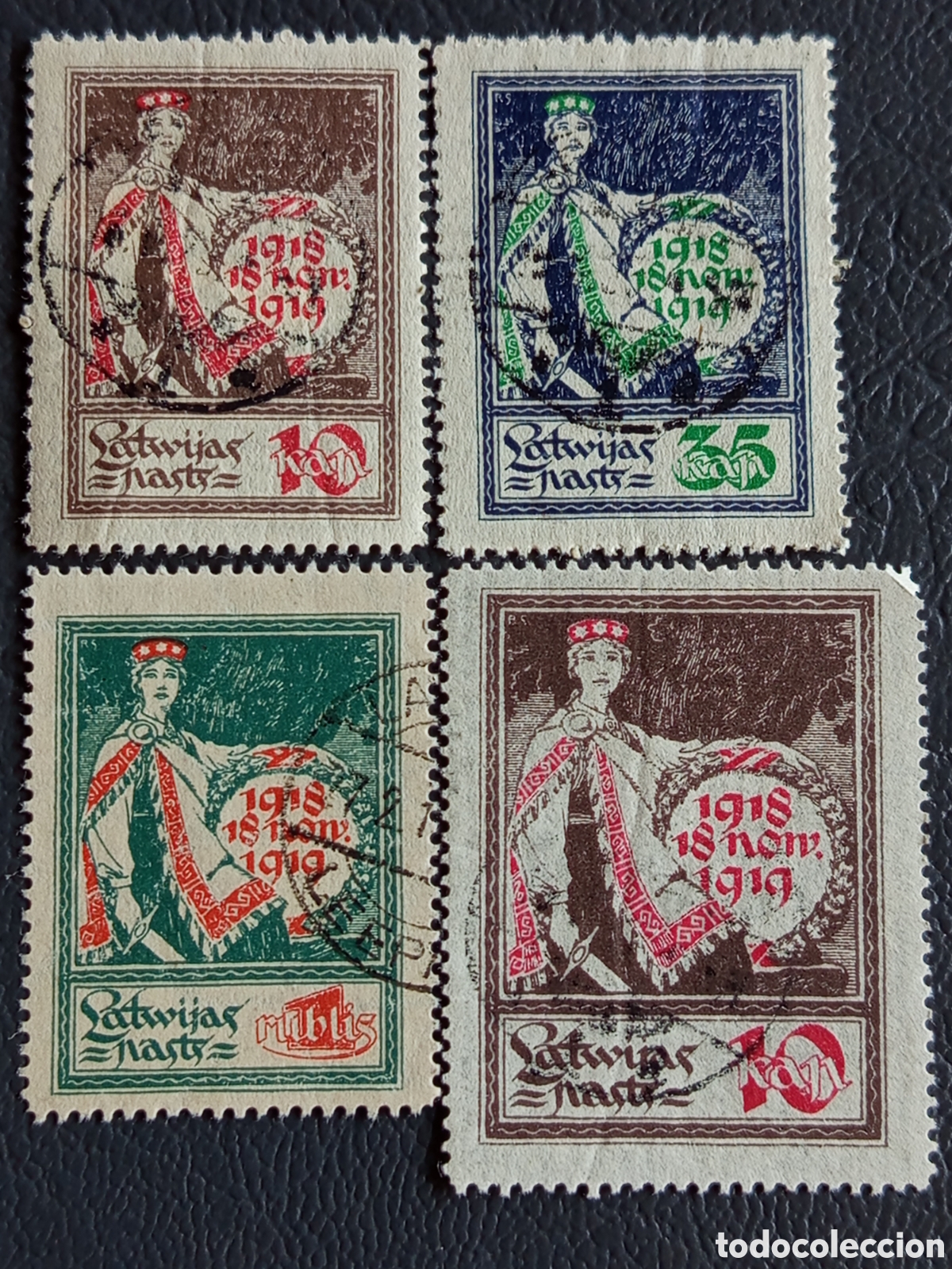 Sellos: Letonia 1919 - 1&ordm; Aniversario Independencia - 4 valores incl. variedad papel - Scott 65/66/67/65a -