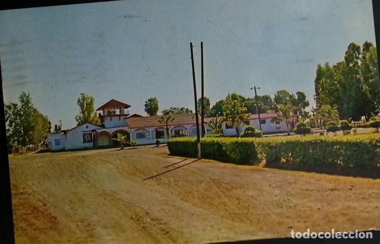 Sellos: KV)1960 MEXICO, POSTCARD WITH HACIENDA AND RURAL ROAD, NO VISIBLE STAMPS.