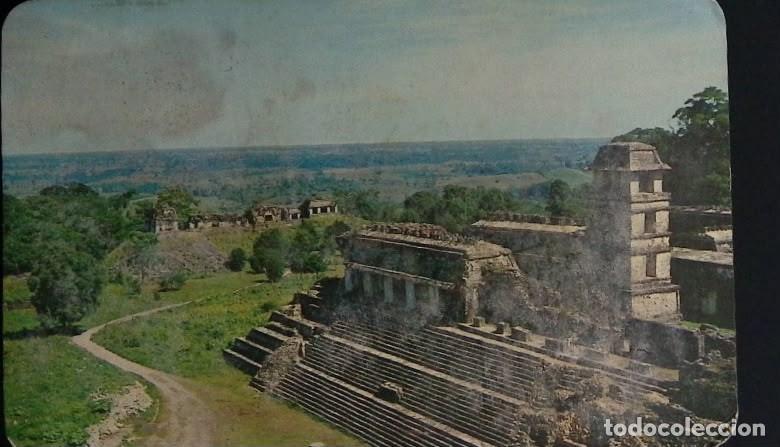 Sellos: KV) MEXICO, VIEW OF THE MAYAN RUINS OF PALENQUE IN CHIAPAS WITH STEPPED TEMPLES SURROUNDED BY JUNGLE