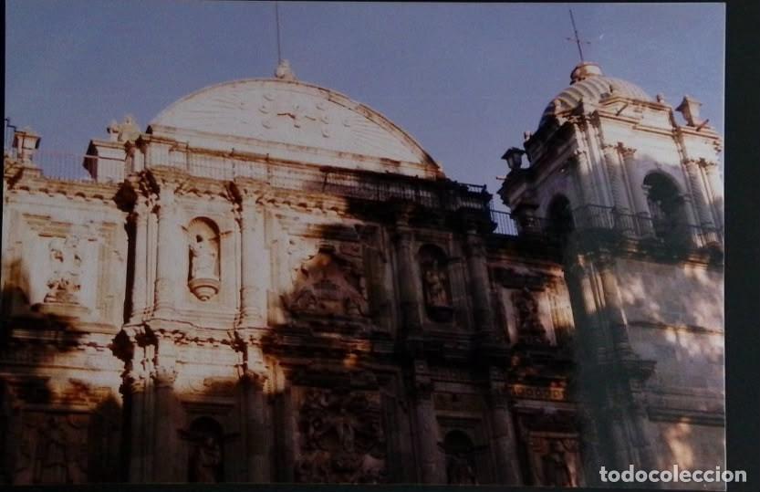 Sellos: KV)1980, GUATEMALA, POSTCARD SHOWING THE BAROQUE FACADE OF THE METROPOLITAN CATHEDRAL OF SANTIAGO DE