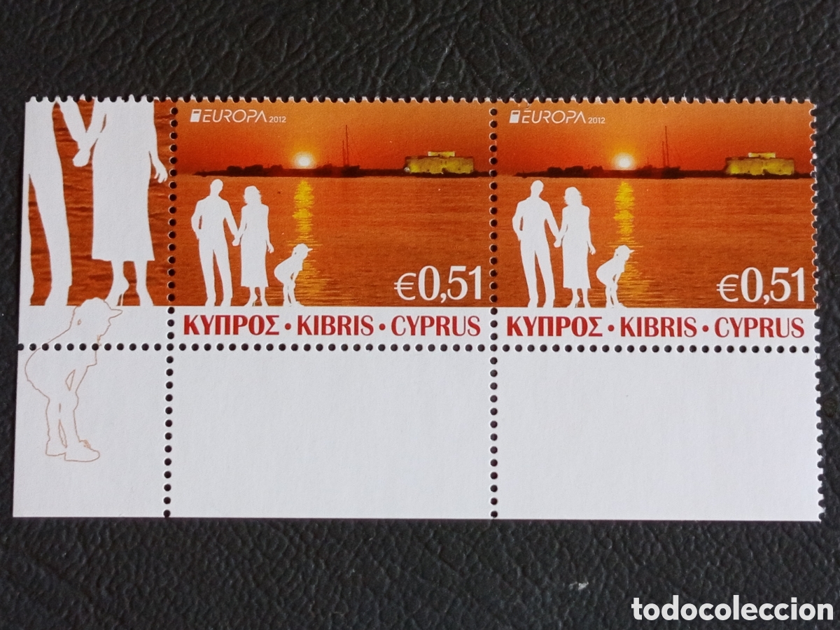 Sellos: Pareja de Sellos Chipre 2012 Serie Europa (Atardecer y Turismo) con Borde Inferior de Hoja MNH.