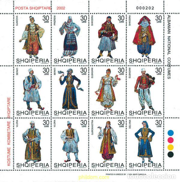 Sellos: 166417 MNH ALBANIA 2002 TRAJES TIPICOS
