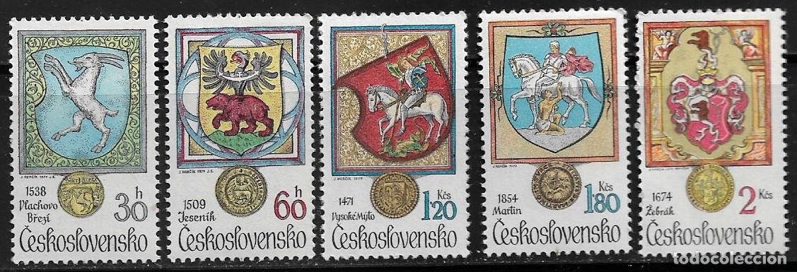 Sellos: CHECOSLOVAQUIA 1979, SERIE Ivert 2335/39 - HERALDICA ESCUDO DE CIUDADES (VII). MNH.
