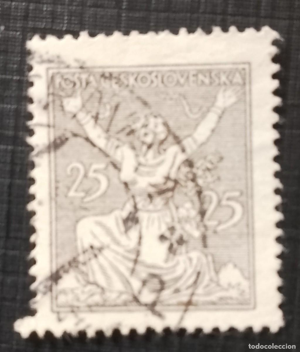 Sellos: CHECOSLOVAQUIA - V/F 25 - A&Ntilde;O 1920.1925 - ROMPER CADENAS.