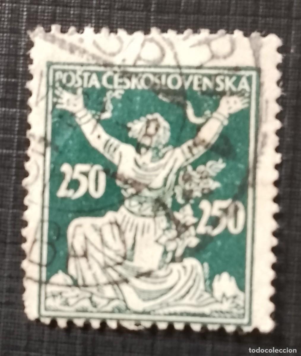 Sellos: CHECOSLOVAQUIA - V/F 250 - A&Ntilde;O 1920.1925 - ROMPER CADENAS.