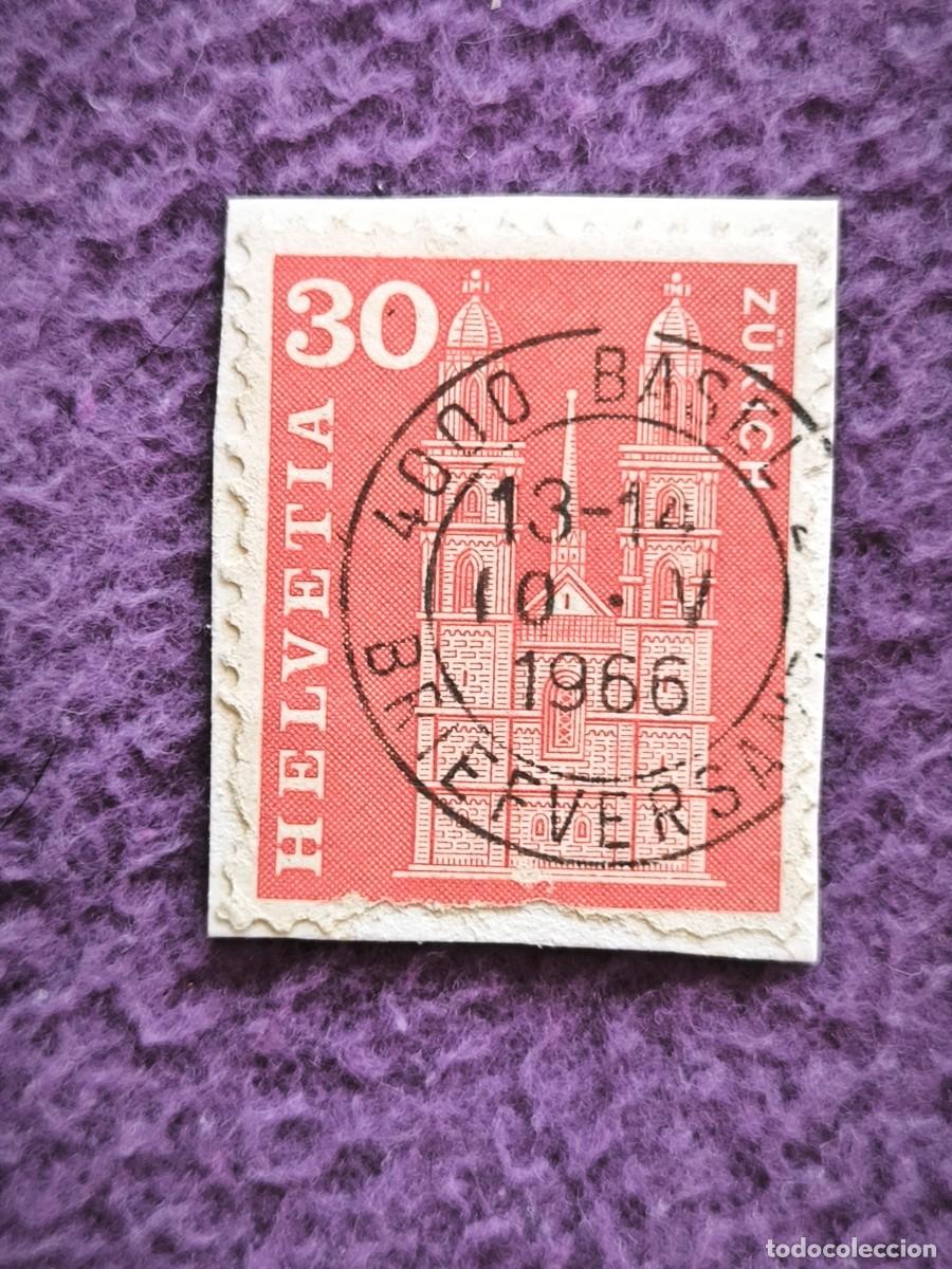 Sellos: Letonia 30 Cts Sello Postal Iglesia Arquitectura Europea Circulado