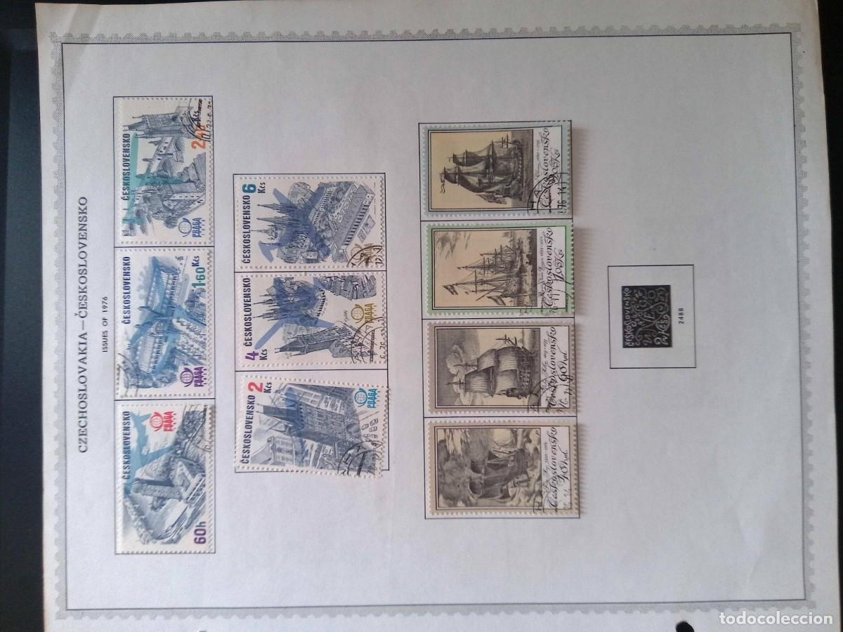 Sellos: KV)1976 CZECHOSLOVAKIA-ČESKOSLOVENSKO, ALBUM SHEET OF 1976 ISSUES THAT STARTS WITH A BLUE PRAGUE PRA
