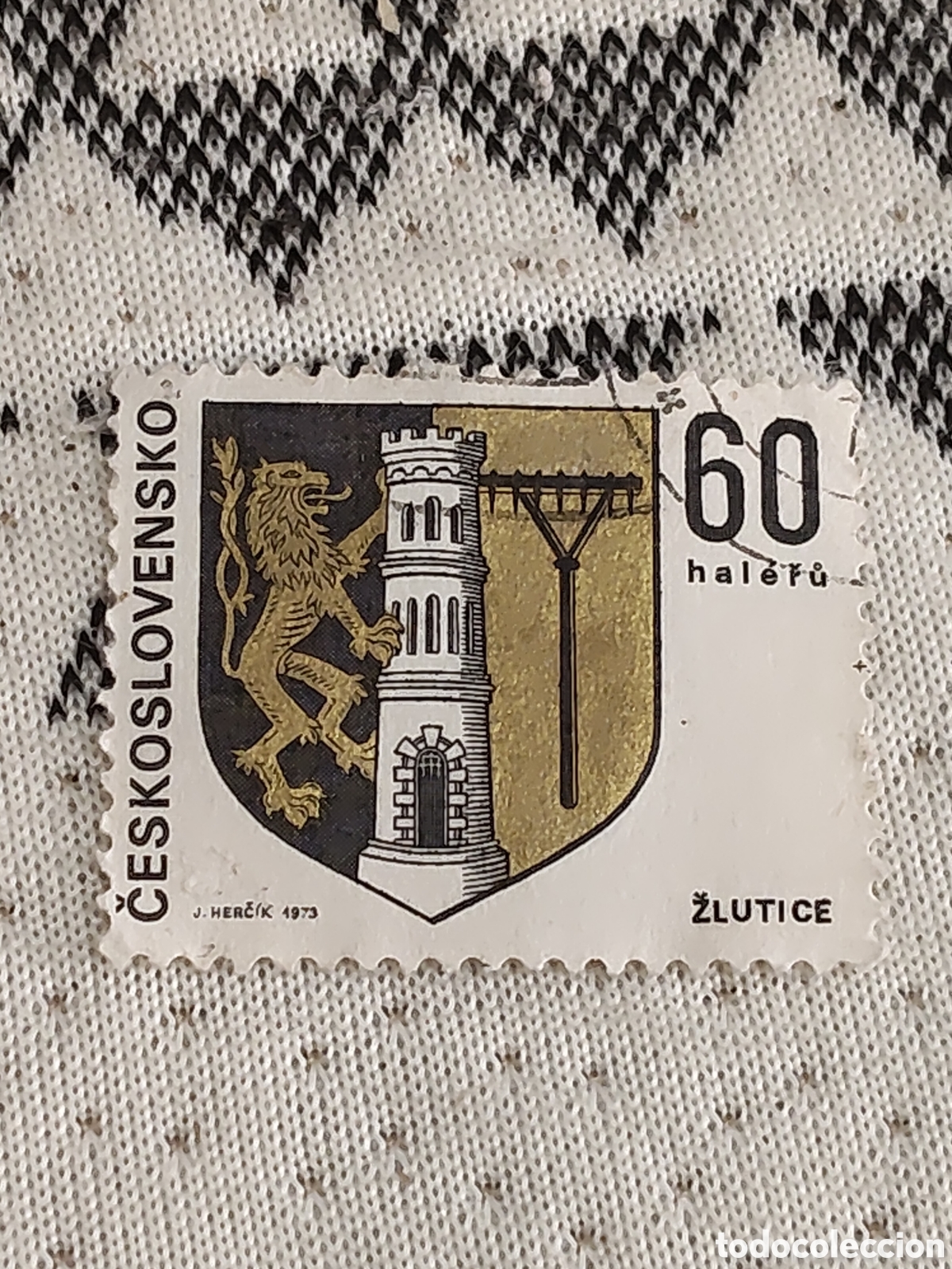 Sellos: Sello de Checoslovaquia escudo de armas de la ciudad de Zlutice 1973