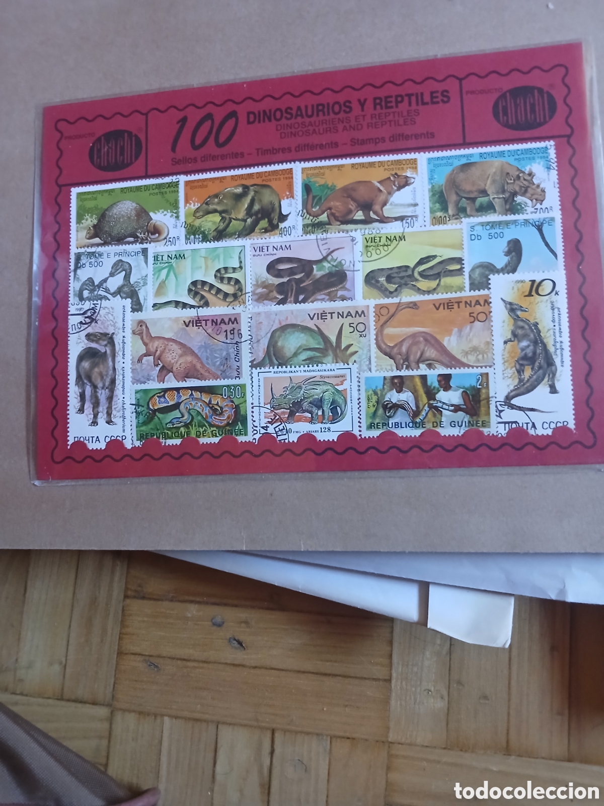 Sellos: Dinosaurios y reptiles - Foto 1