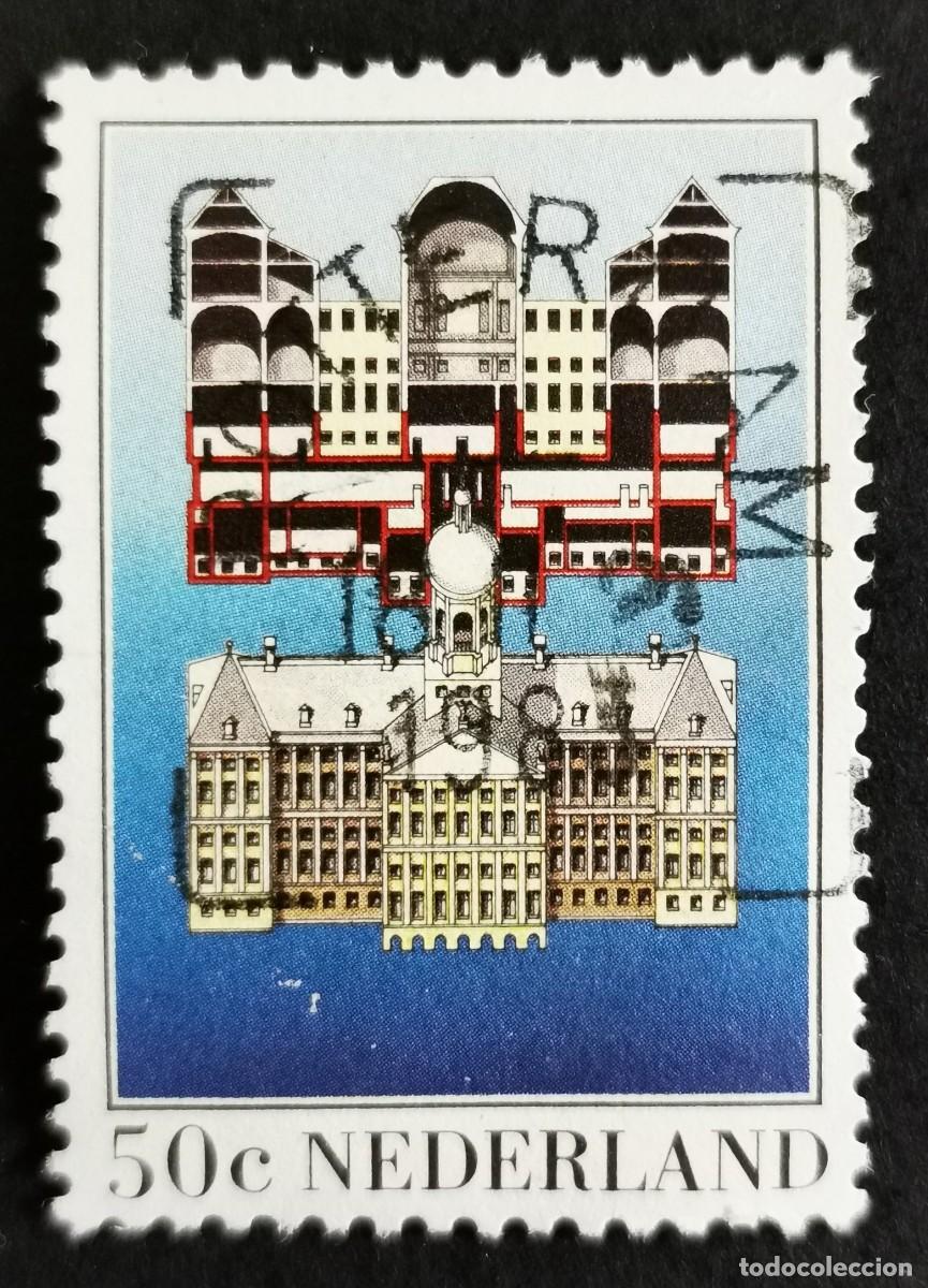 Sellos: Sello Pa&iacute;ses Bajos 1982, Fachada, planta y secci&oacute;n transversal del palacio., 50 c. Michel: NL 1221