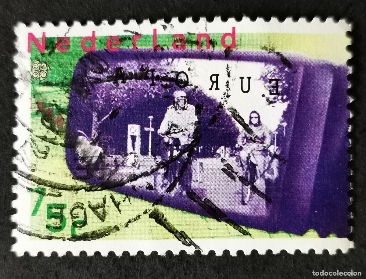Sellos: Sello Pa&iacute;ses Bajos 1988, Ciclistas reflejados espejo retrovisor coche , 75 c. Michel: NL 1344
