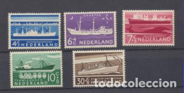 Sellos: 1957. Holanda. Barcos. Yvert 666-70 * - Foto 1