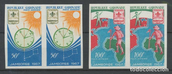 Sellos: GABON SIN DENTAR IMPERFORATE PAIR SCOUT - Foto 1