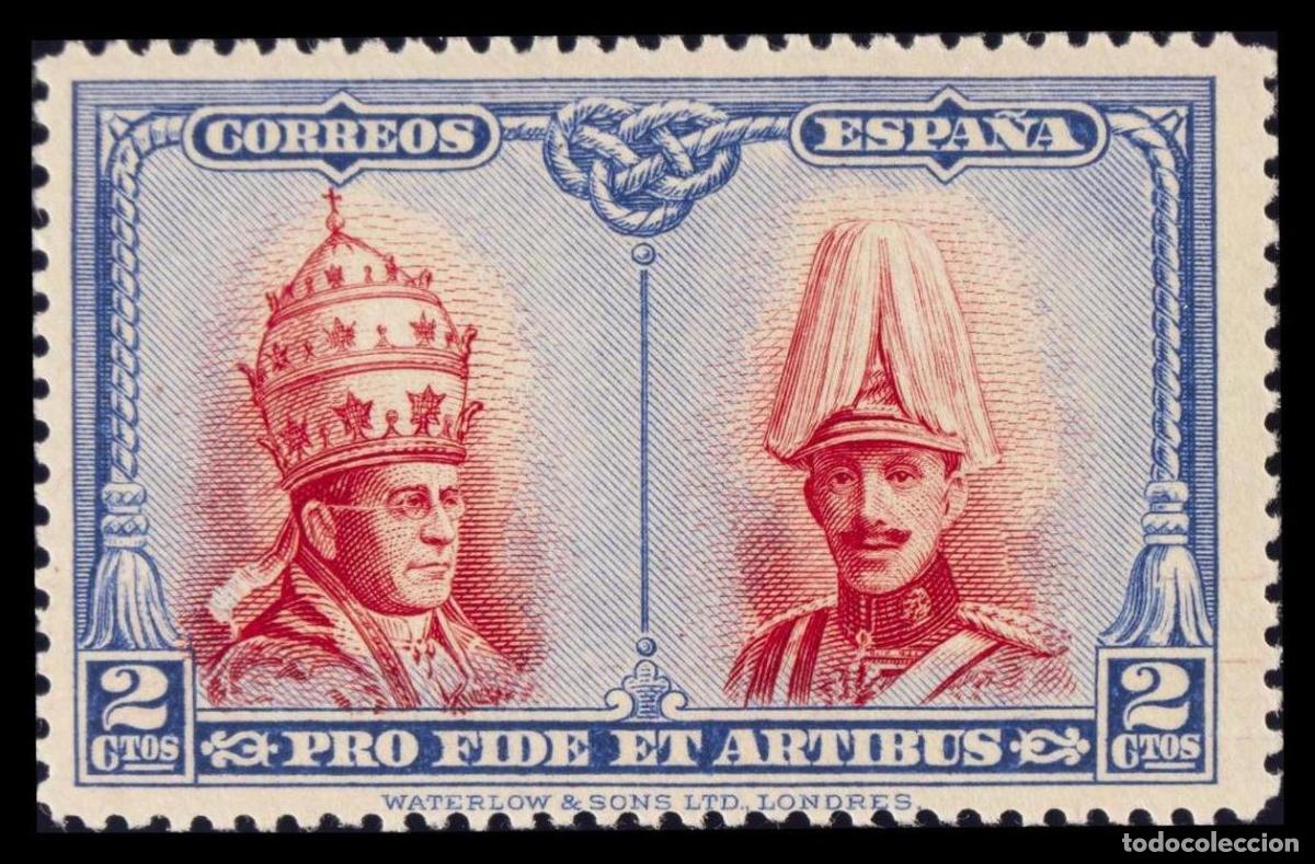 Sellos: 1&ordm; y 2&ordm; Centenario. &#9733;&#9733; 403. 1928. 2 cts ultramar y carm&iacute;n. MAGNIFICO.