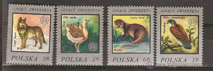 Selos: Pol&oacute;nia &  Fauna 1977 (2334)