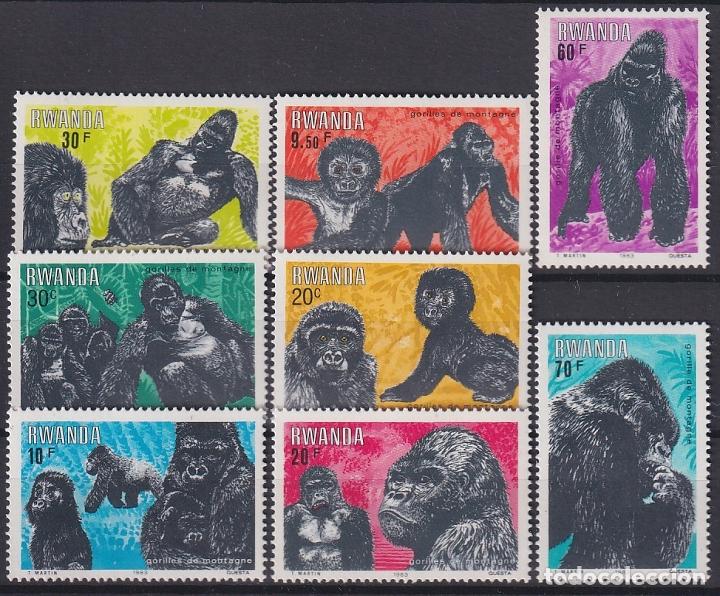 Sellos: &rdquo;F-EX18330 RWANDA MNH 1983 MONKEY GORILLAS SET.&rdquo; - Foto 1