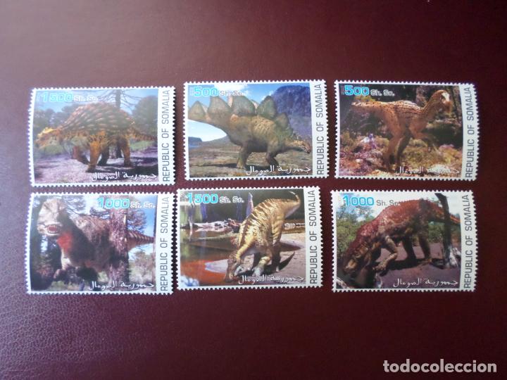 Timbres: .somalia, 2003, fauna prehistorica, dinosaurios