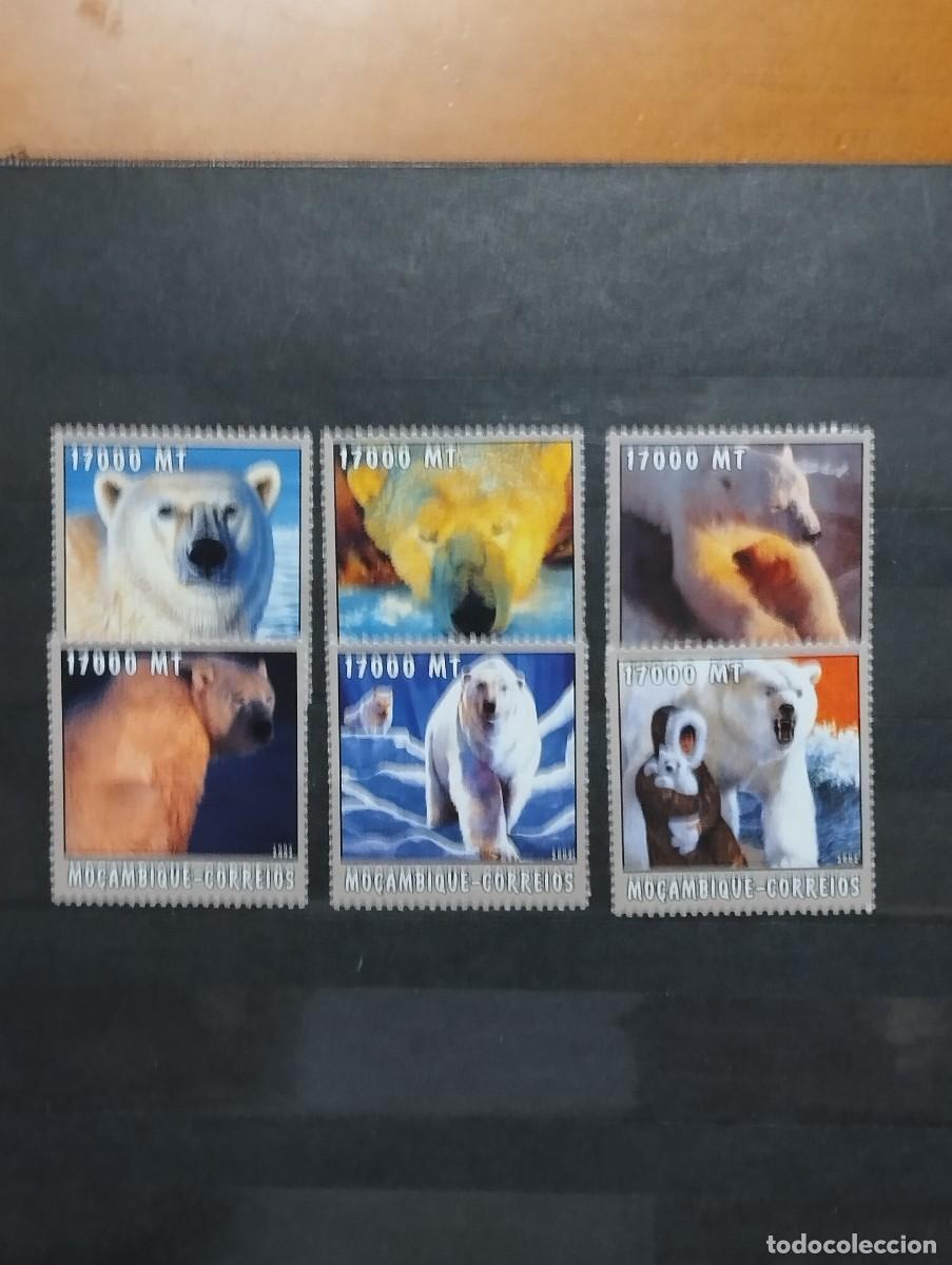 Sellos: 28.04/ Mozambique. 2002. Ser&iacute;a completa en nuevo. Osos polares