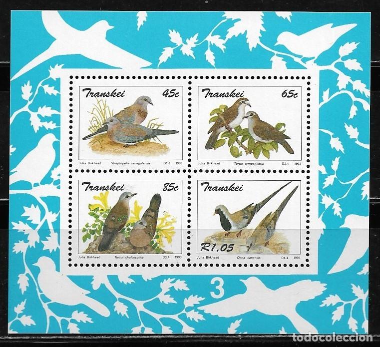 Sellos: TRANSKEI 1993, HOJA BLOQUE Ivert 11 - FAUNA - PALOMAS. MNH.
