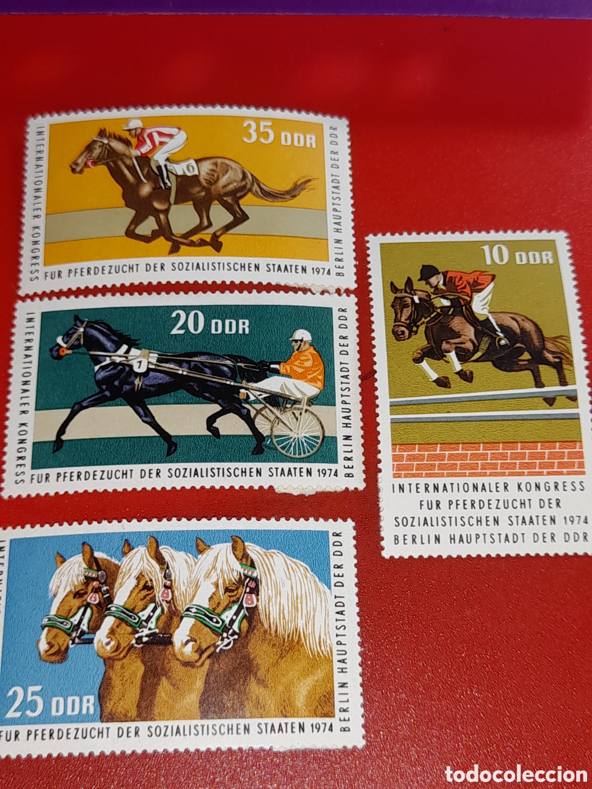 Sellos: Sello Alemania, DDR nuevo 1974. Caballos. Trotador. Razas. Mamiferos. Equinos. Mam&iacute;feros Doma Deport