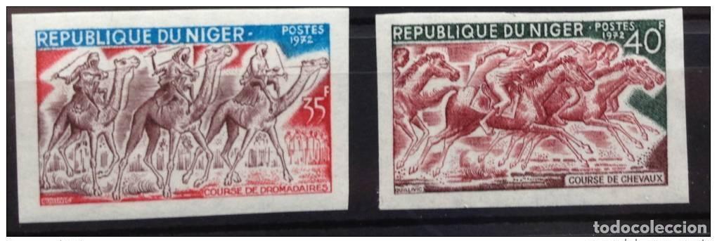 Sellos: N&iacute;ger 1972 Caballos Pferde Carreras de camellos SIN CORDONES E IMPERF