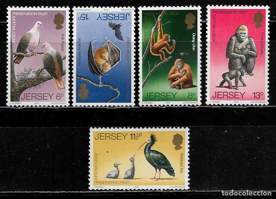 Sellos: JERSEY 1979, SERIE Ivert 205/08 - TEMA FAUNA - PROTECCI&Oacute;N A LA NATURALEZA. MNH.