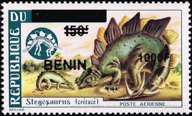 Sellos: Ben&iacute;n 2009 Mi. 1631 sobrecargado Stegosaurus dinosaurio correo a&eacute;reo