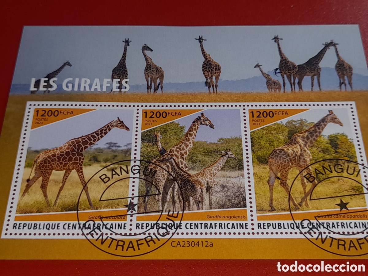 Sellos: HB Centroafricana mtdo 2022. Jirafas. Animales salvajes. Sabana. Mam&iacute;feros. Ungulados. Herb&iacute;voros.