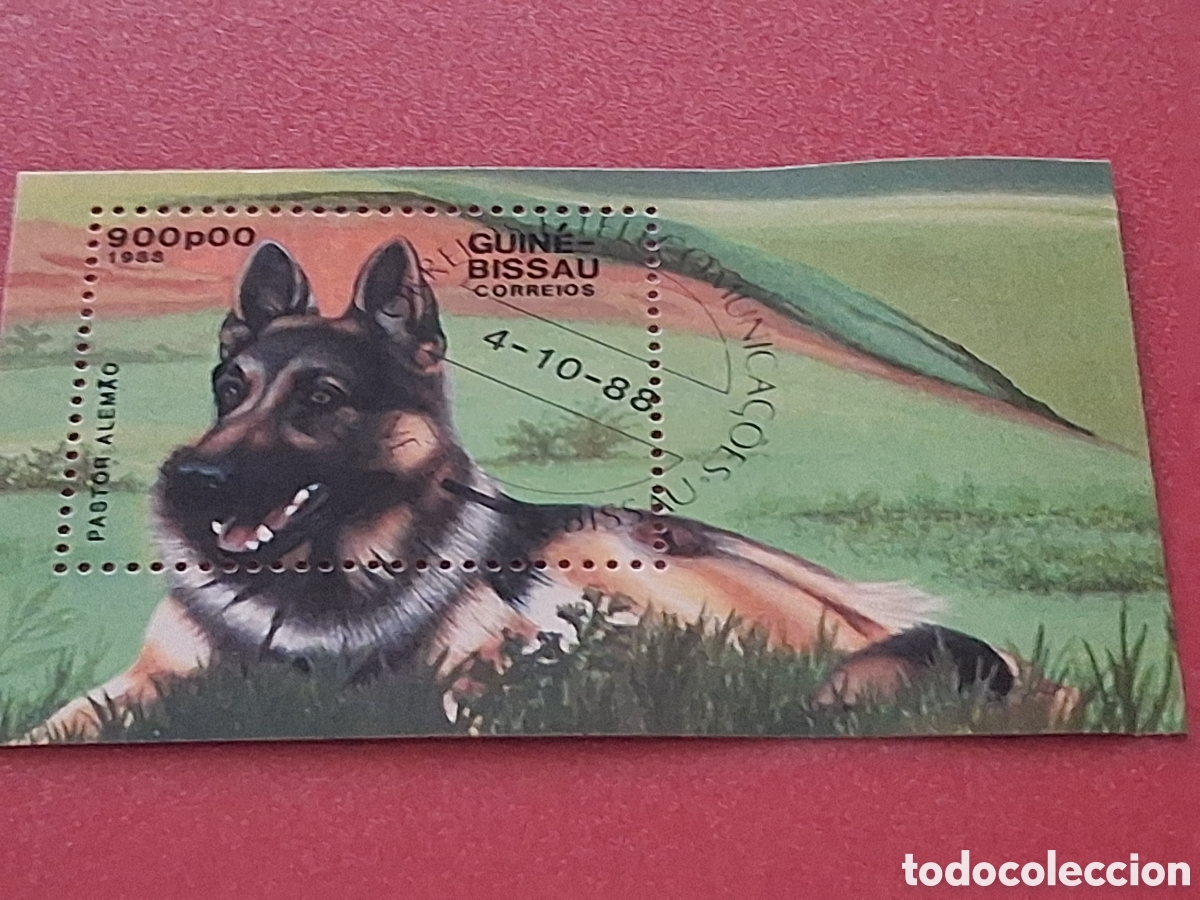 Sellos: HB Guinea Bissau mtdo 1988. Perros. Animales dom&eacute;sticos. Mam&iacute;feros. Pastor aleman. Fauna