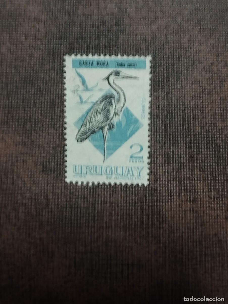 Sellos: 28.08/ Uruguay.1967. Fauna. 2p sell&oacute; en usado
