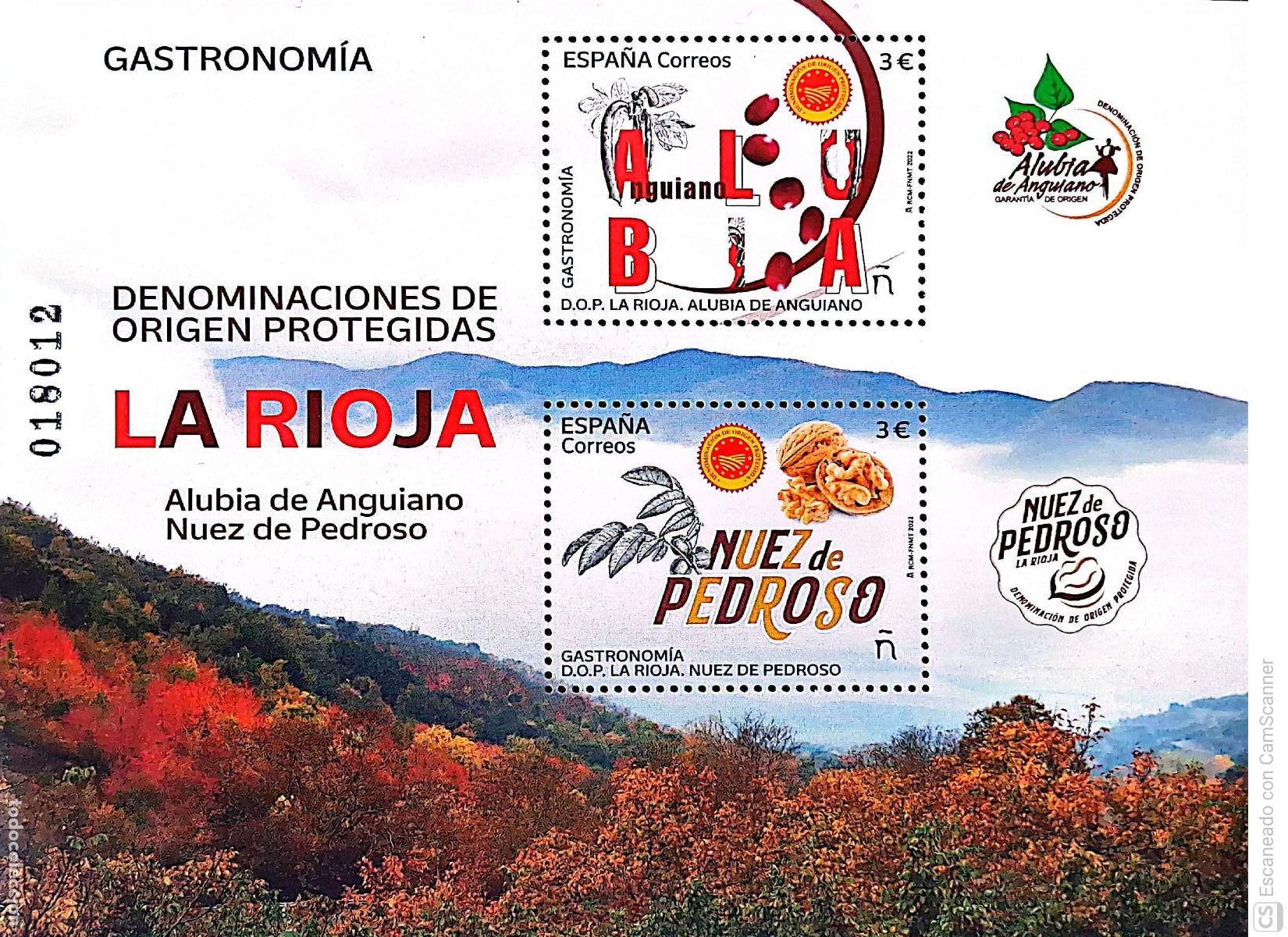 Sellos: Espa&ntilde;a. 5556 HB Gastronom&oacute;ia: Alubia de Anguiano y Nuez de Pedroso. D.O. Protegidas La Rioja. 2022.
