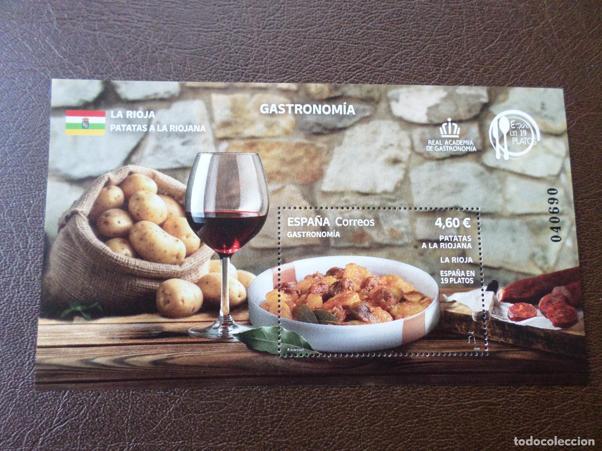 Sellos: 2026, hoja bloque gastronom&iacute;a, patatas a la riojana