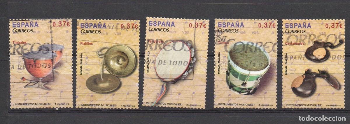 Timbres: EDIFIL 4781 / 4785 &ordm; INSTRUMENTOS MUSICALES