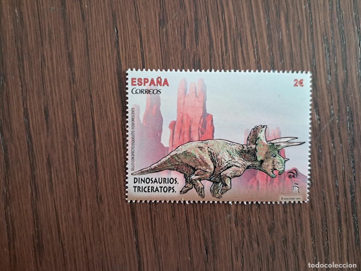 Sellos: sello de Espa&ntilde;a nuevo, dinosaurios, Triceratops, edifil 4968, a&ntilde;o 2015