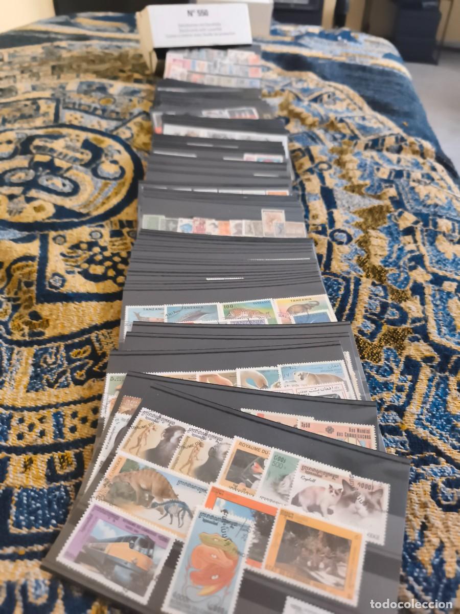 Sellos: Caja con 100 fichas de sellos