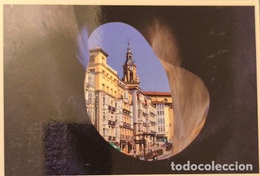 Sellos: Tarjeta postal prepagada, Tarifa A - &rdquo;La Mirada&rdquo;, Ciudad de Vitoria-Gasteiz (Edorta Sanz)