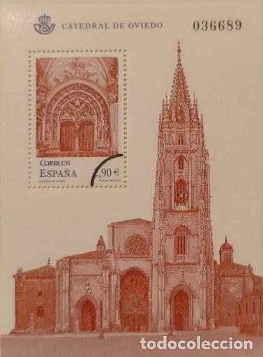 Sellos: Hojita bloque de muestra - Catedral de Oviedo (Correos Espa&ntilde;a, 2013)