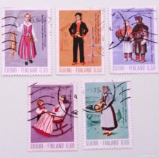 Sellos: SELLO FINLANDIA. TRAJES NACIONALES (1972-1973)