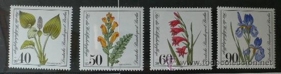 Sellos: BERLIN 1981 - FLORES - YVERT 611-614 - Foto 1