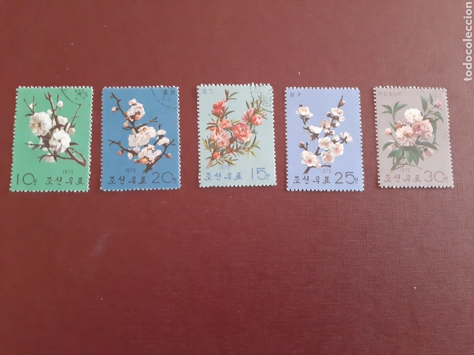 Sellos: 1975 Korea Flores - Foto 1