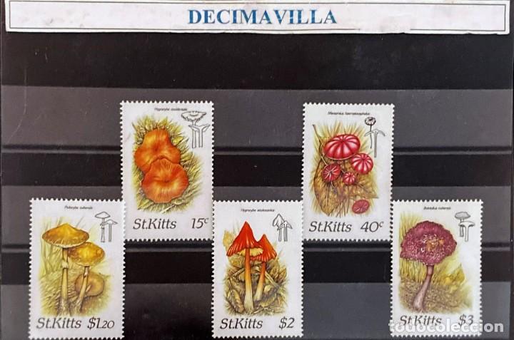 Sellos: FLSE092, SAINT KITTS, SETAS, 1987, 641/45 - Foto 1