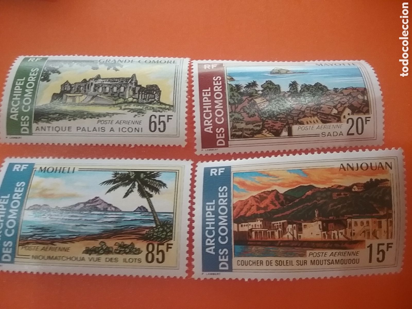 Timbres: Sello Comores (Comora) nuevo 1971. Paisajes. Arquitectura. Arte. Playas. Naturaleza. Flora