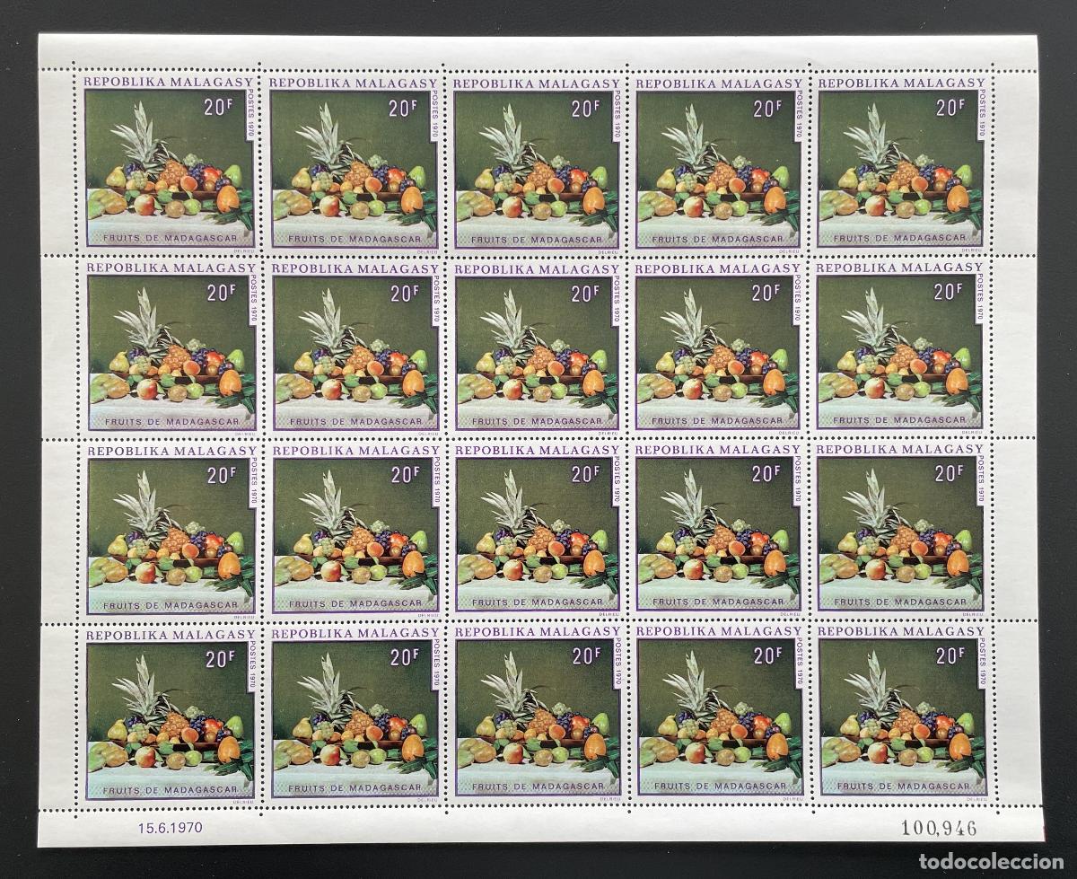 Sellos: Madagascar 1970 YT 476 bloque frutas tropicales naturaleza muerta