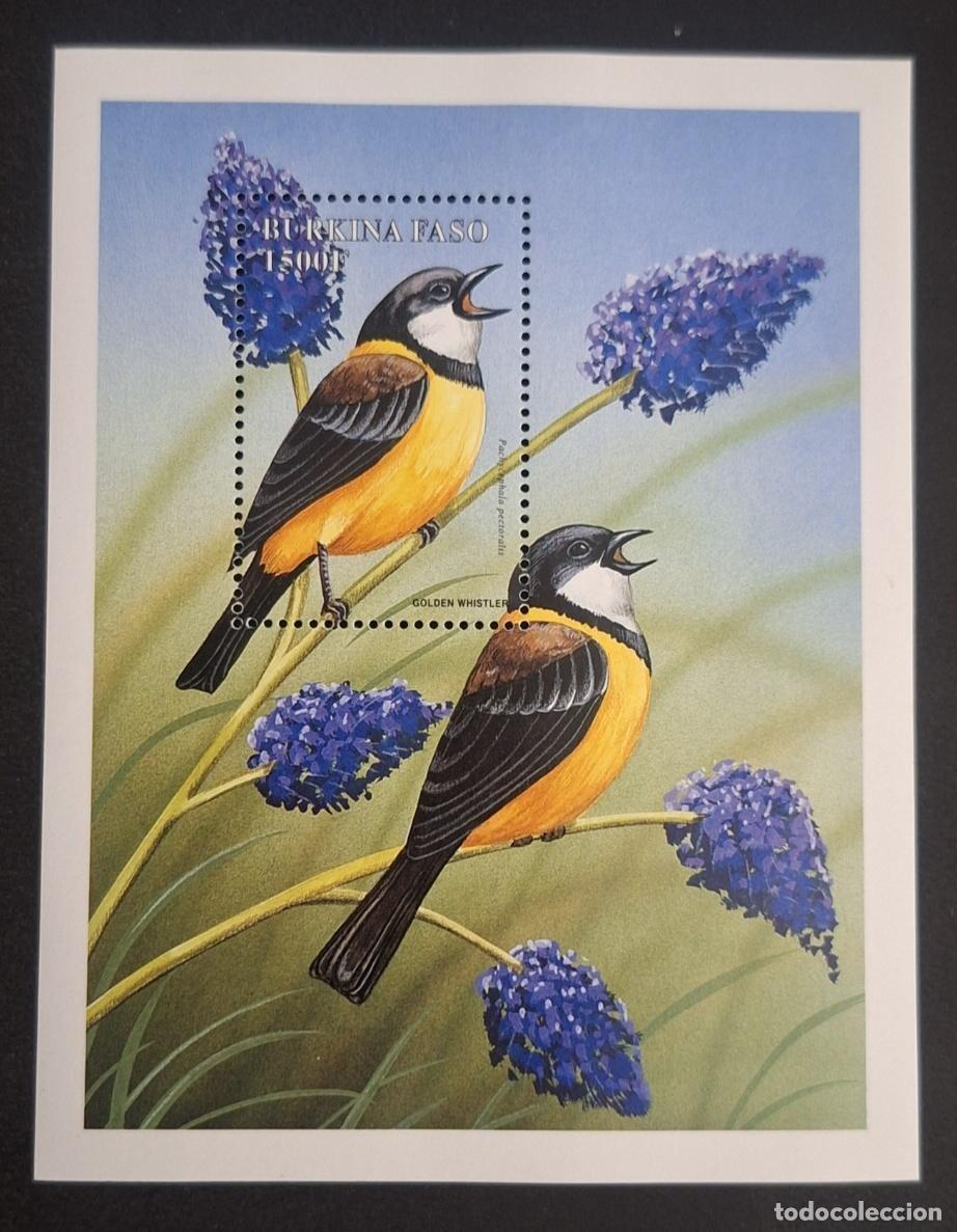 Sellos: Burkina Faso 1998 Mi. Bl. 178 aves Golden Whistler flores